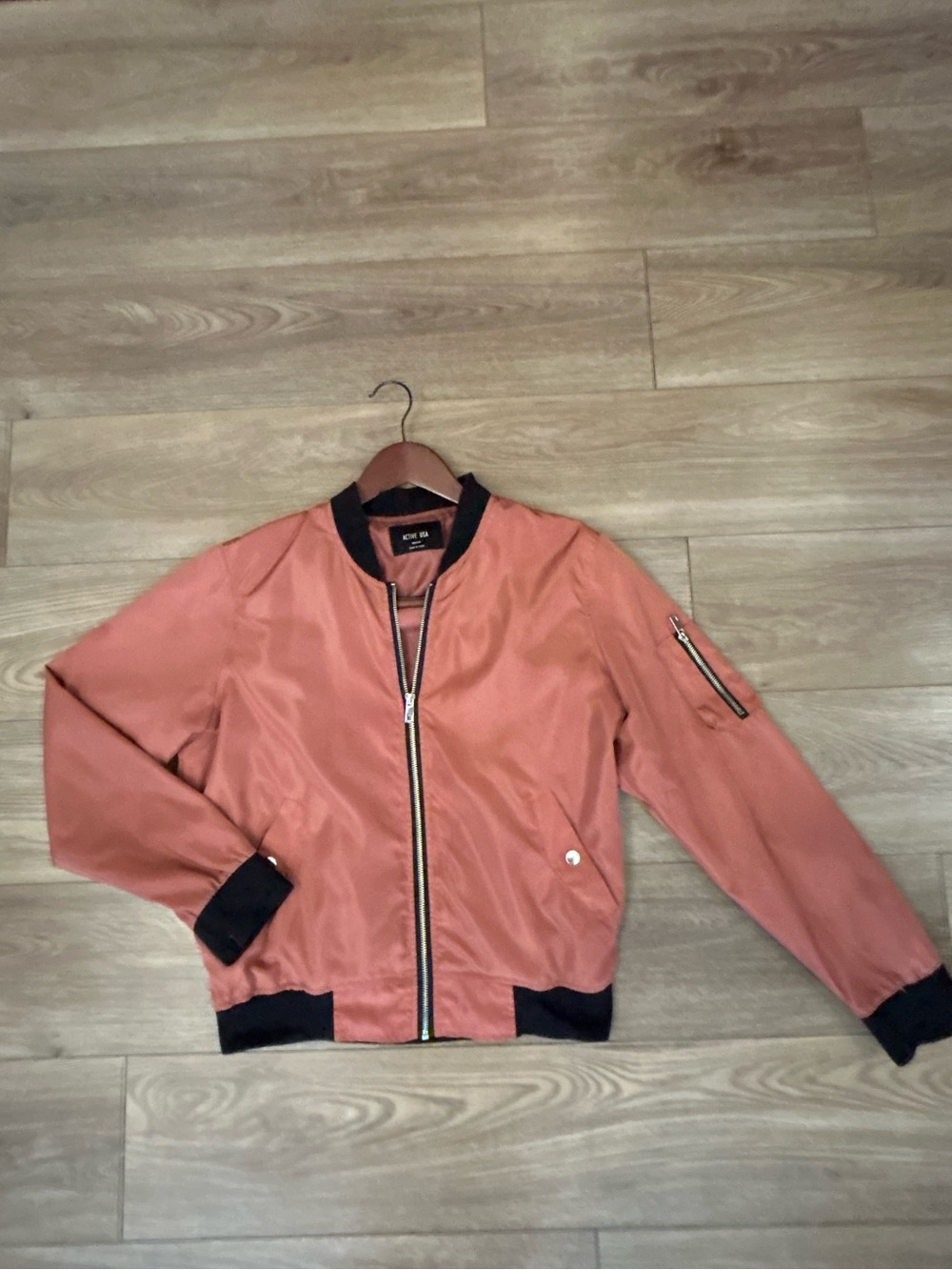 Active USA Pink Bomber Jacket M Lightweight Zip Up Satin Look Black Trim
